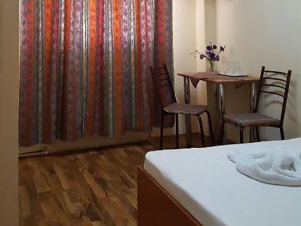 旅馆 Zenix 布加勒斯特